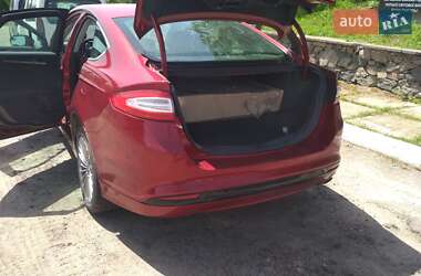 Седан Ford Fusion 2013 в 