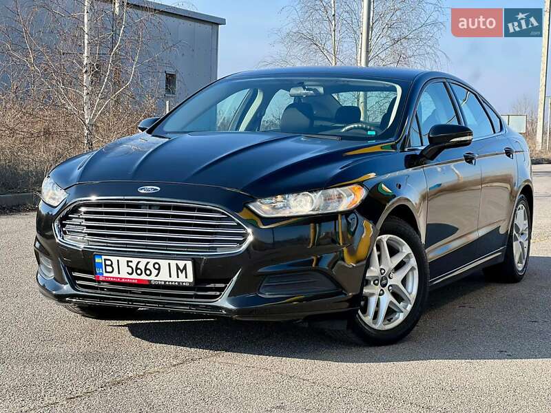 Седан Ford Fusion 2014 в 
