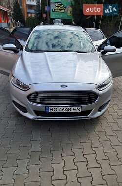 Седан Ford Fusion 2014 в 