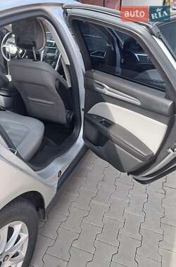 Седан Ford Fusion 2014 в 