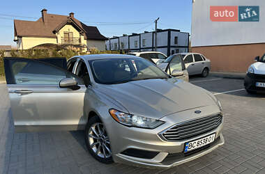 Седан Ford Fusion 2016 в 