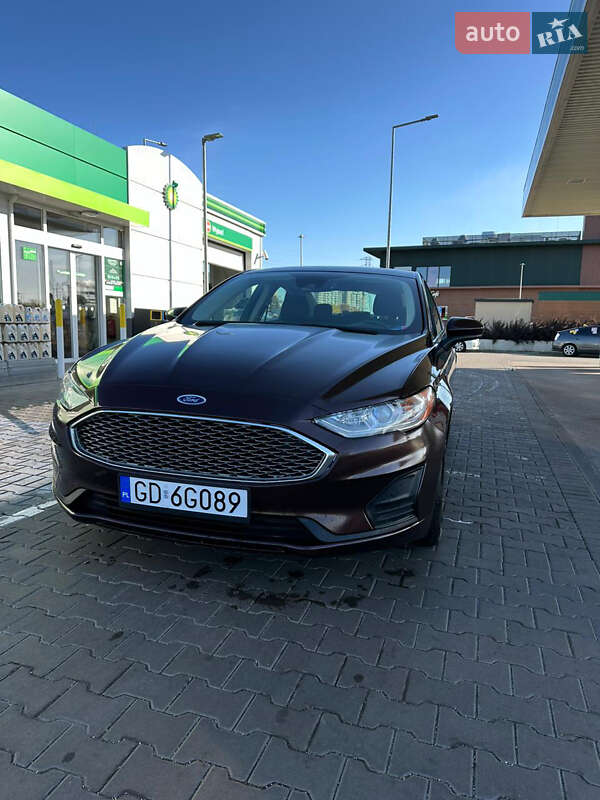 Седан Ford Fusion 2019 в Одессе