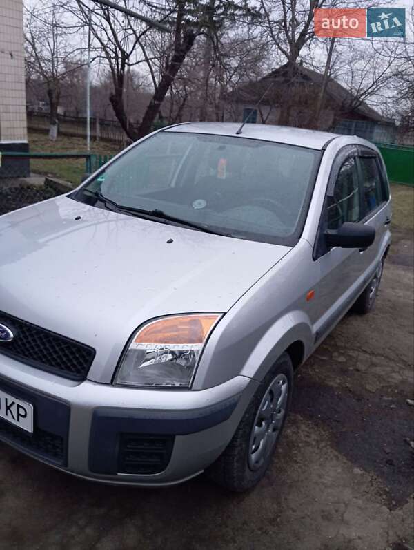 Хэтчбек Ford Fusion 2008 в Житомире