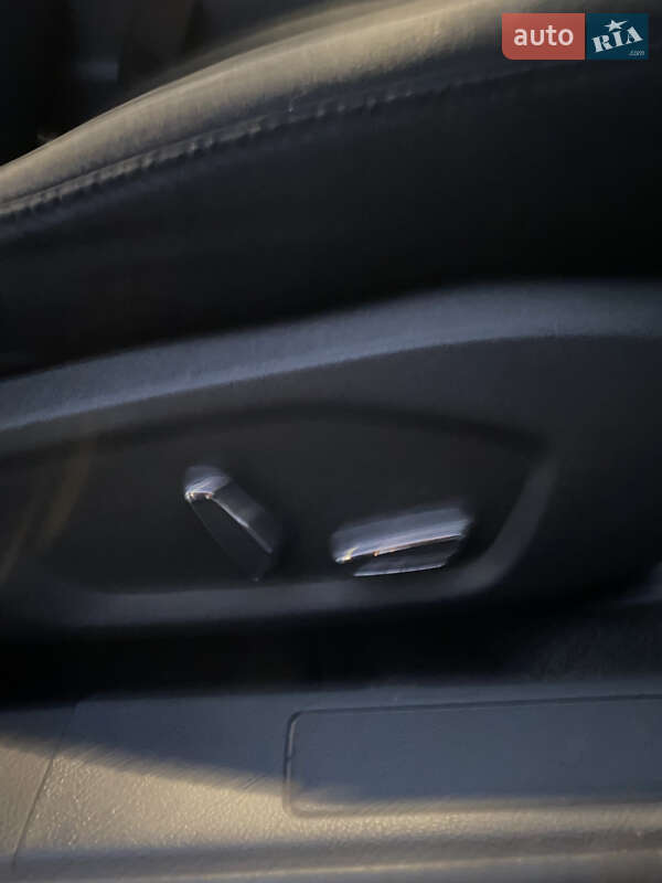 Седан Ford Fusion 2015 в Києві