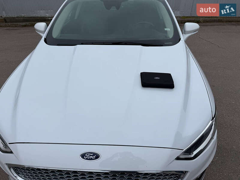 Седан Ford Fusion 2018 в Бердичеві