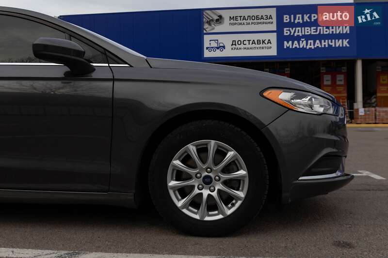 Седан Ford Fusion 2016 в Каменском