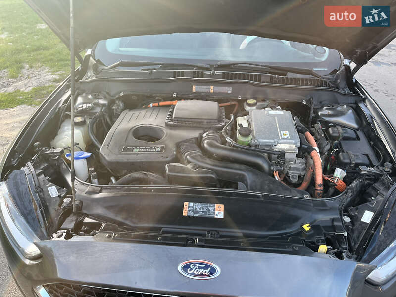 Седан Ford Fusion 2015 в Киеве