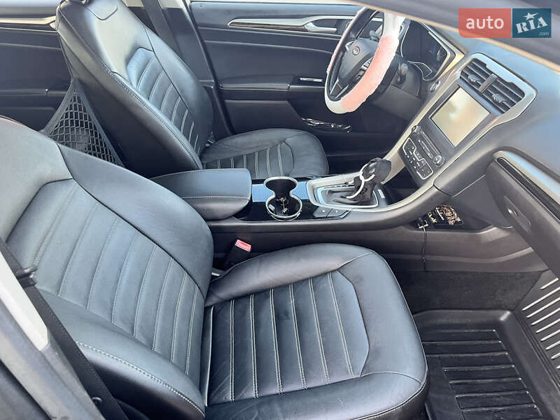 Седан Ford Fusion 2015 в Киеве