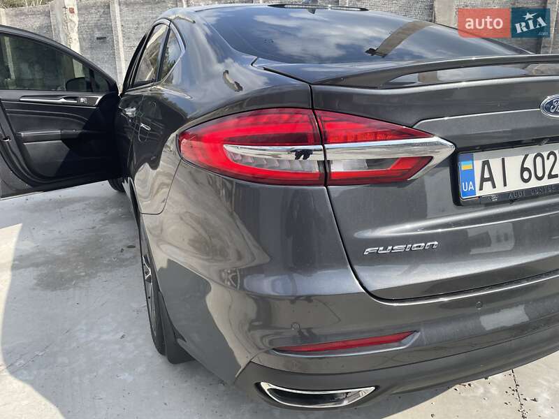 Седан Ford Fusion 2019 в Киеве