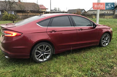 Седан Ford Fusion 2016 в 