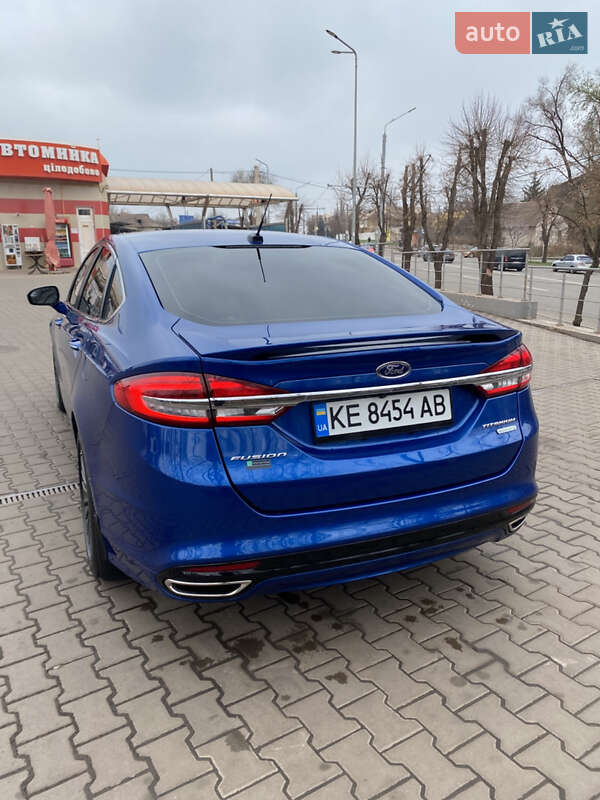 Седан Ford Fusion 2016 в Кривом Роге