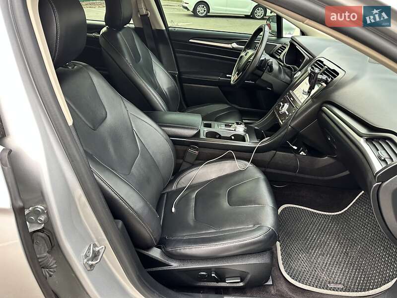 Седан Ford Fusion 2016 в Вінниці