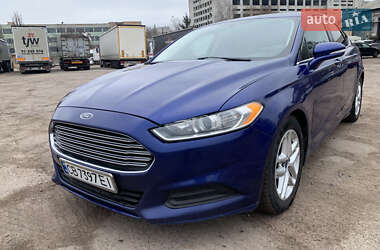 Седан Ford Fusion 2013 в 