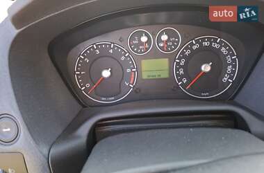 Хэтчбек Ford Fusion 2008 в 