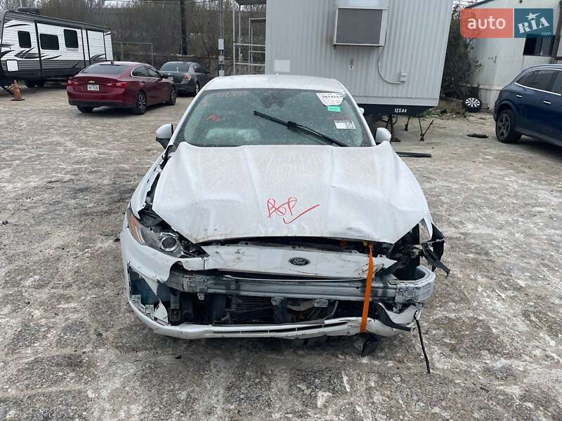 Седан Ford Fusion 2020 в Киеве