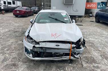 Седан Ford Fusion 2020 в 