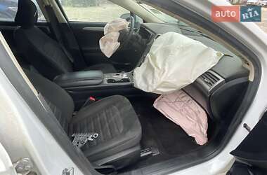 Седан Ford Fusion 2020 в 