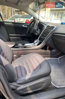 Седан Ford Fusion 2012 в Днепре