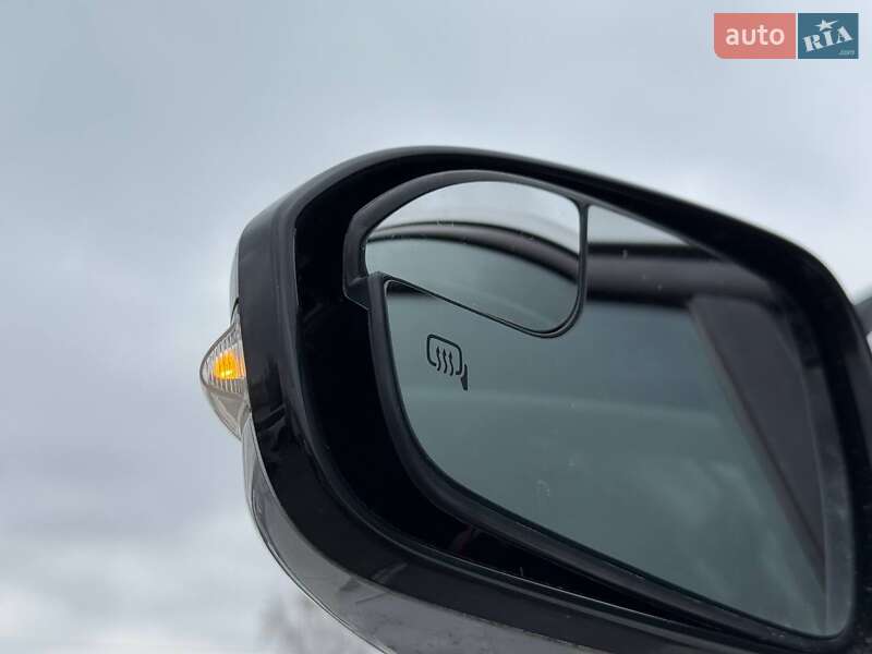Седан Ford Fusion 2015 в Ровно