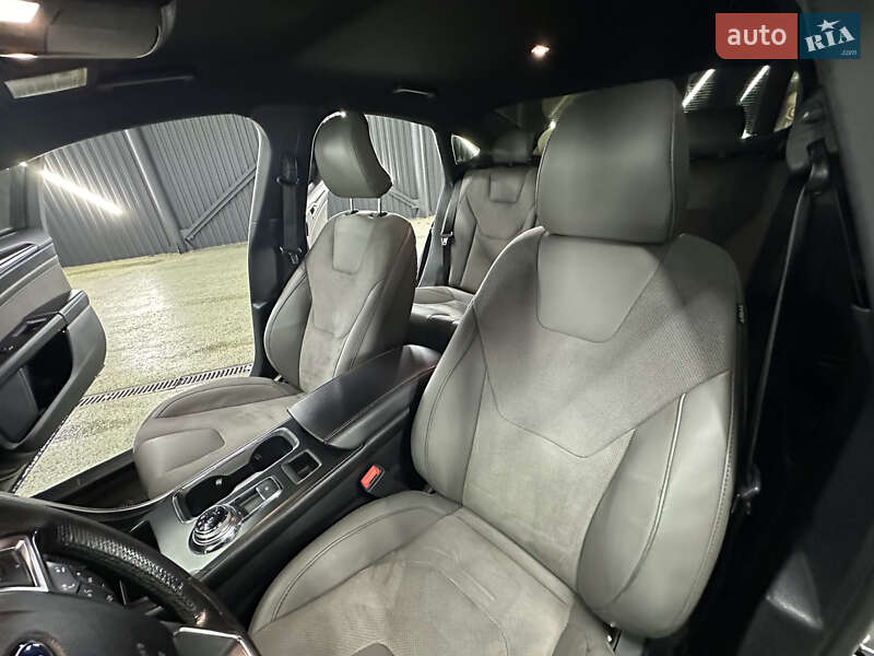 Седан Ford Fusion 2017 в Кривому Розі