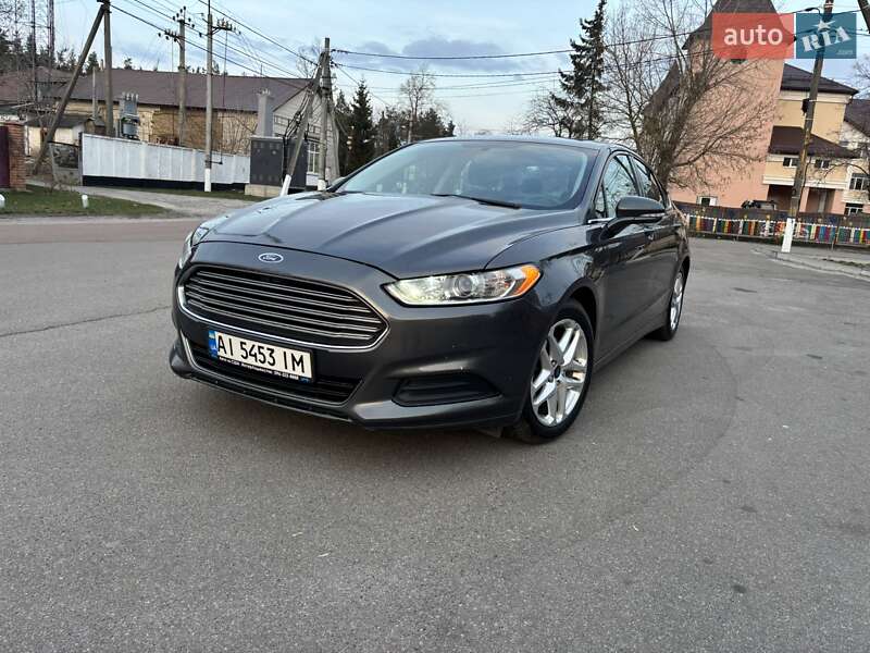 Ford Fusion 2015