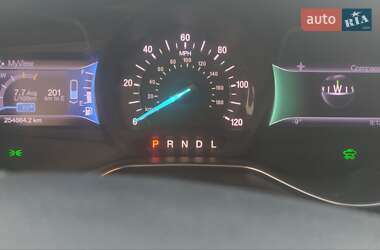 Седан Ford Fusion 2013 в 