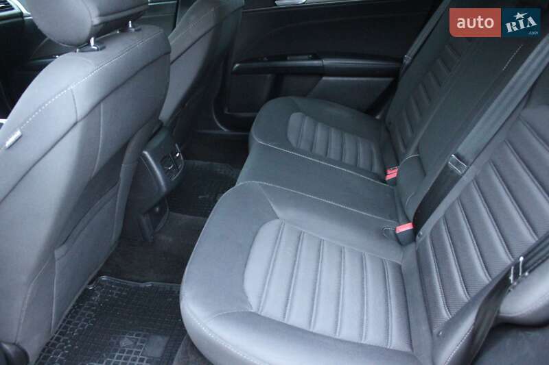 Седан Ford Fusion 2016 в Киеве