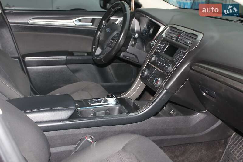 Седан Ford Fusion 2016 в Киеве