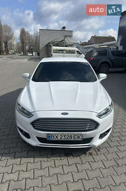 Седан Ford Fusion 2014 в 