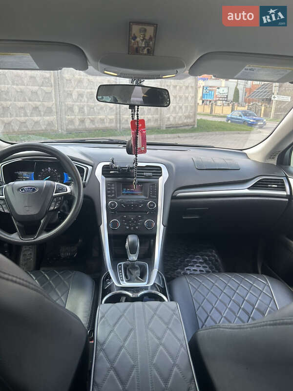 Седан Ford Fusion 2014 в Хмельницькому фото 2 Седан Ford Fusion 2014 в Хмельницькому