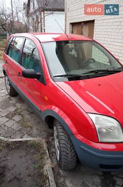 Хэтчбек Ford Fusion 2004 в 