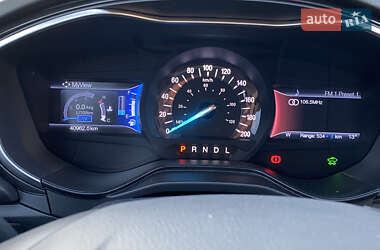 Седан Ford Fusion 2019 в 