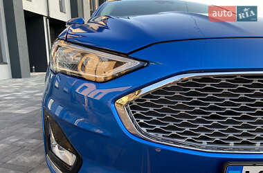 Седан Ford Fusion 2019 в Киеве