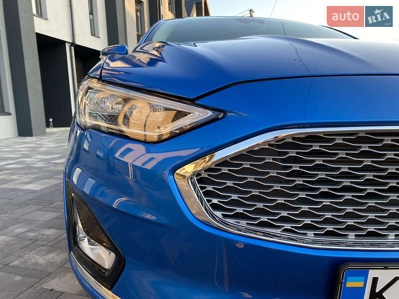 Седан Ford Fusion 2019 в Киеве фото 26 Седан Ford Fusion 2019 в Киеве