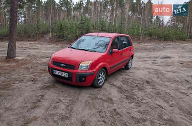 Хэтчбек Ford Fusion 2008 в 
