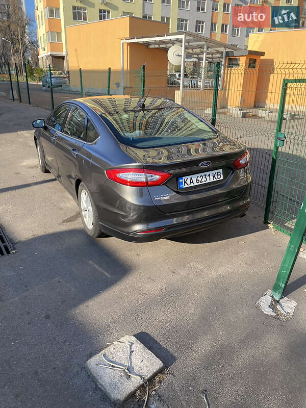 Седан Ford Fusion 2015 в Киеве