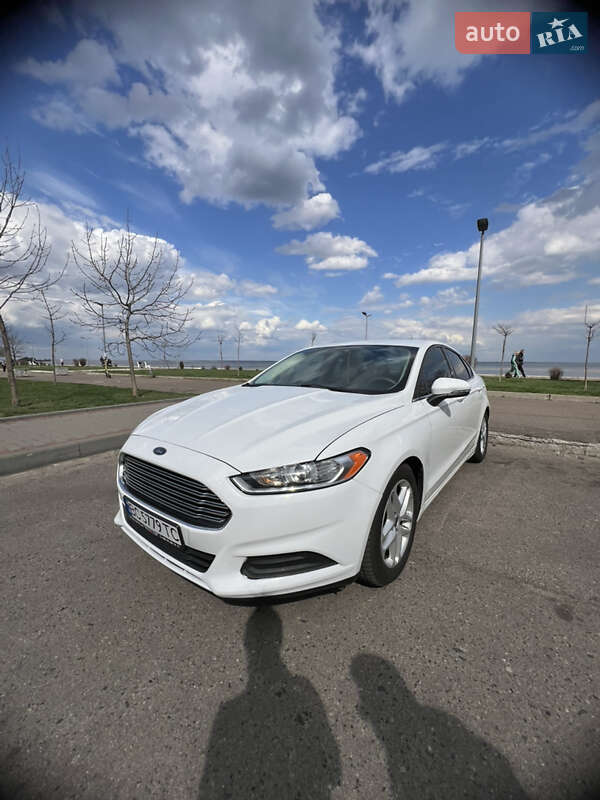 Седан Ford Fusion 2015 в Черкассах