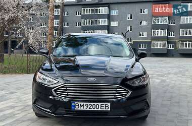 Седан Ford Fusion 2017 в 