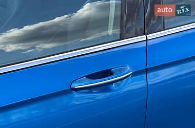 Седан Ford Fusion 2020 в 