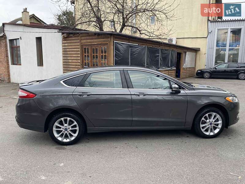 Седан Ford Fusion 2016 в Харькове