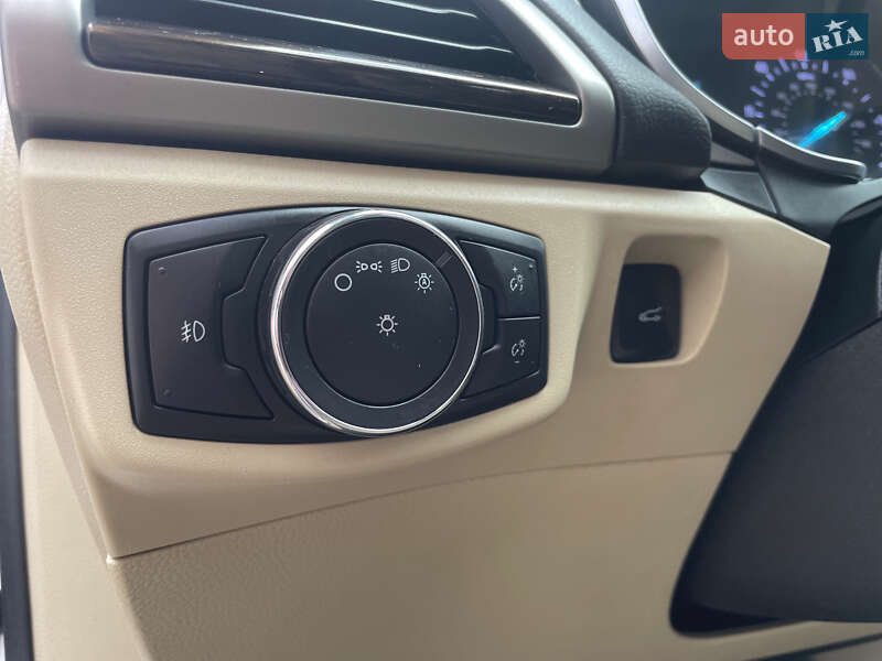 Седан Ford Fusion 2013 в Киеве