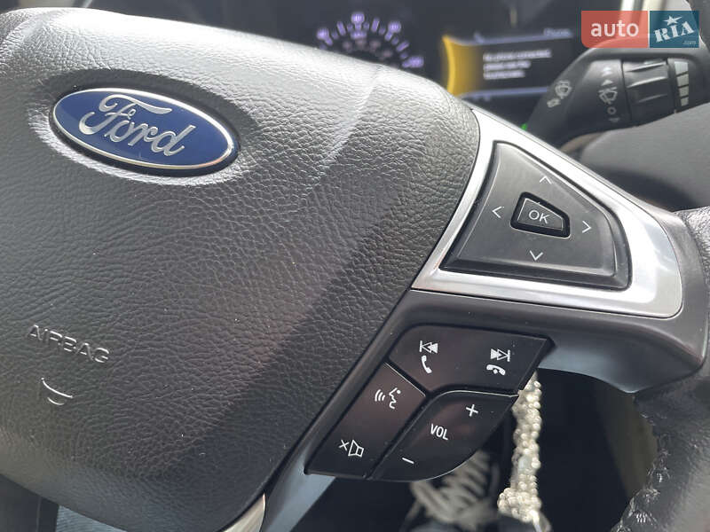 Седан Ford Fusion 2013 в Киеве