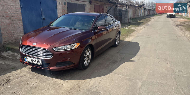 Седан Ford Fusion 2015 в Киеве