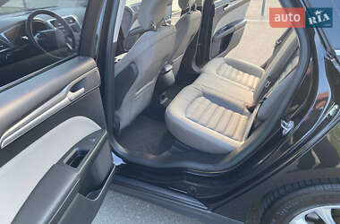 Седан Ford Fusion 2014 в 