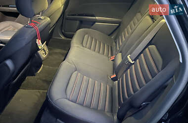 Седан Ford Fusion 2015 в 
