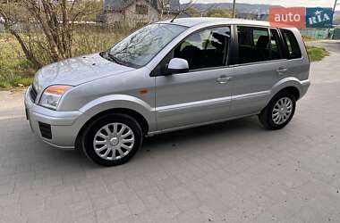 Хэтчбек Ford Fusion 2012 в 
