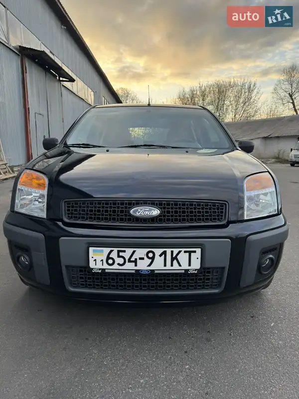 Ford Fusion 2003