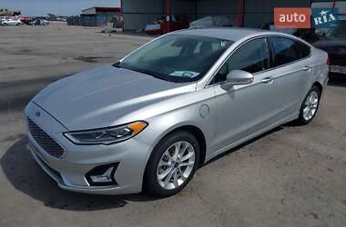 Ford Fusion 2019