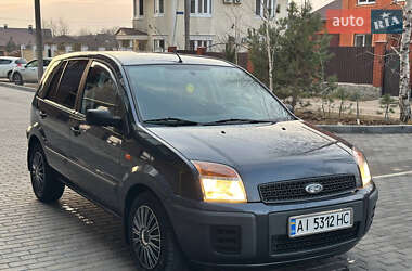 Хэтчбек Ford Fusion 2006 в 