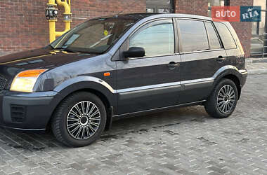 Хэтчбек Ford Fusion 2006 в 